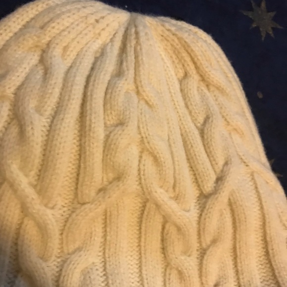 Goretex Heritage Wool Beanies - Picture 2 of 4